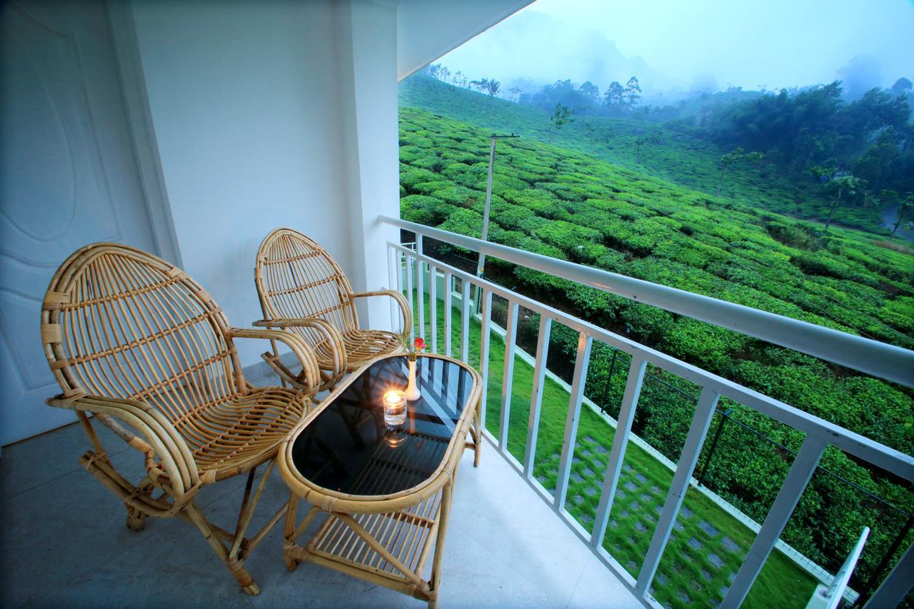 Monsoon Grande Hotel Munnar Exterior photo